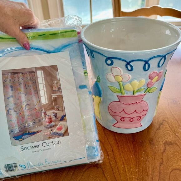 REDUCED NEW GIRL'S Shower Curtain Set - Kids Bath Wastebasket + Curtain + Hooks… - Picture 7 of 15